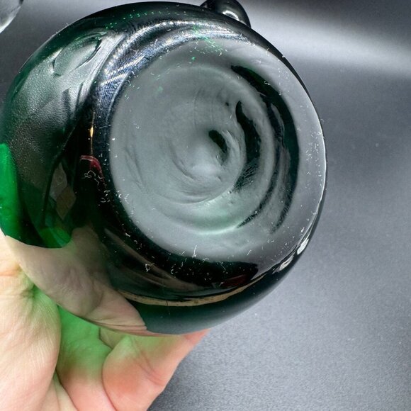 Vintage Hand Blown Emerald Green Glass Applied Handle Creamer Mini Pitcher - Picture 7 of 11